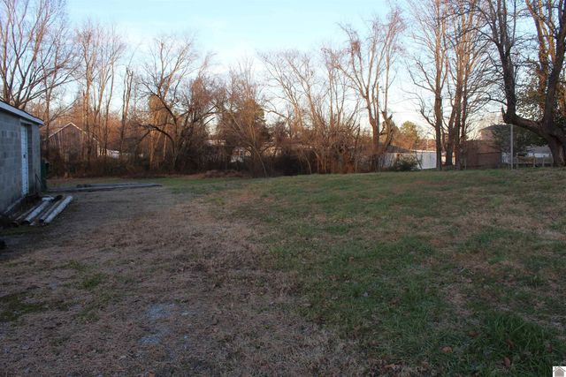 2701 N Friendship Road, Paducah, KY 42001