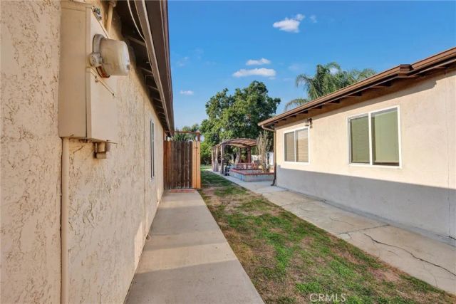 2435 Burkett, El Monte, CA 91732