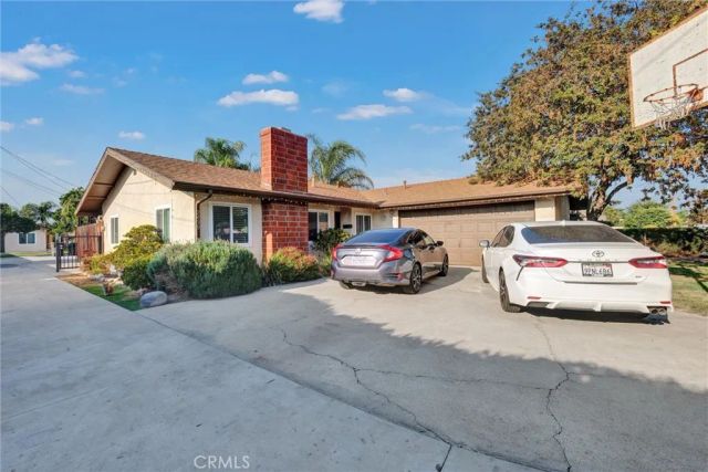 2435 Burkett, El Monte, CA 91732