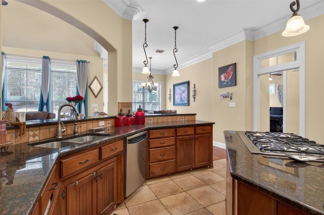 2716 Stone Creek Drive, Shreveport, LA 71106