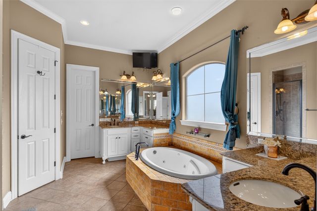 2716 Stone Creek Drive, Shreveport, LA 71106