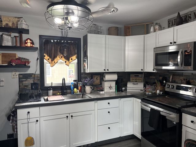 2643 S Center Road, Saginaw, MI 48609