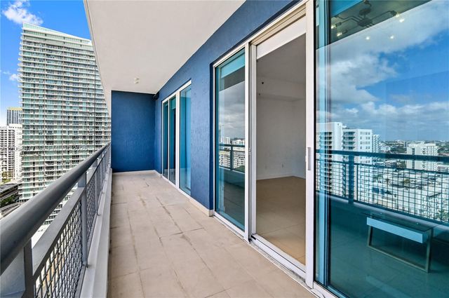 60 SW 13th St 1619, Miami, FL 33130