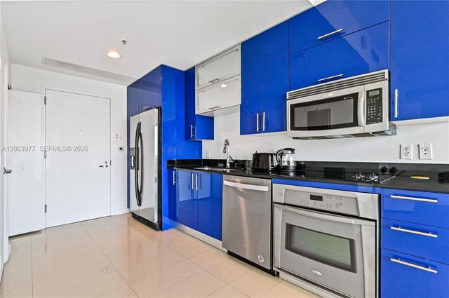 60 SW 13th St 1619, Miami, FL 33130
