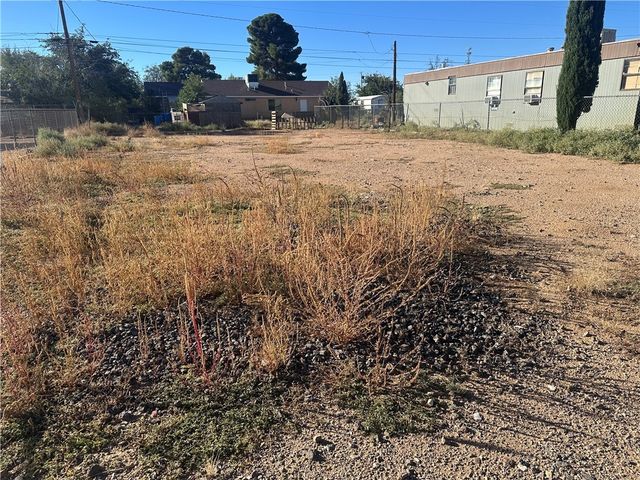 3570 E Ryan Ave Avenue, Kingman, AZ 86409