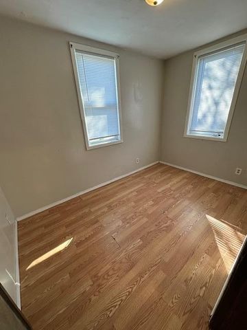 1123 Humboldt Avenue N, Minneapolis, MN 55411