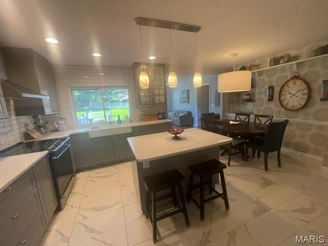 240 Victory Lane, St Charles, MO 63303