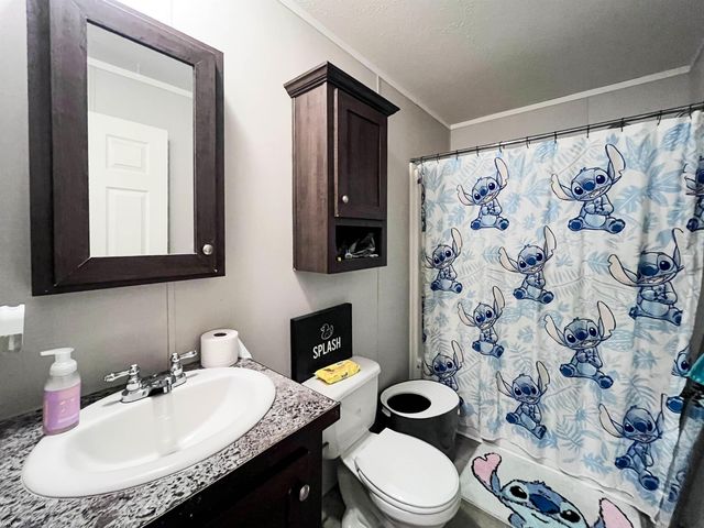 46188 La Crosse Drive, Macomb, MI 48044