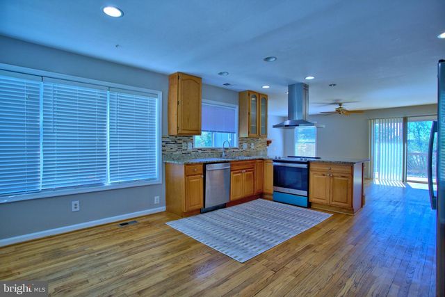 1209 MERTON TRL, Fort Washington, MD 20744