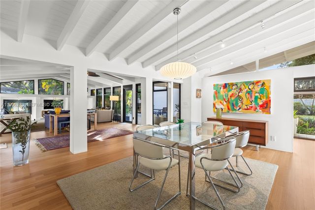 2132 Middle River Dr, Fort Lauderdale, FL 33305