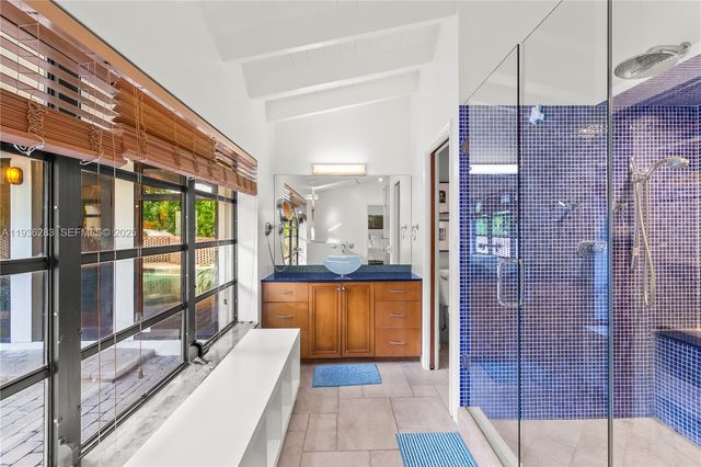 2132 Middle River Dr, Fort Lauderdale, FL 33305