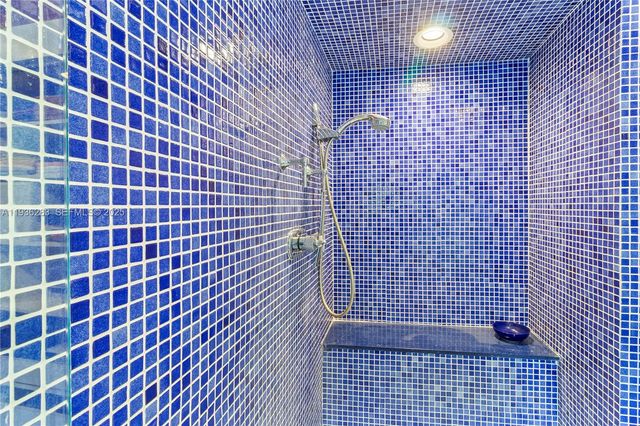 2132 Middle River Dr, Fort Lauderdale, FL 33305