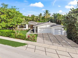 2132 Middle River Dr, Fort Lauderdale, FL 33305