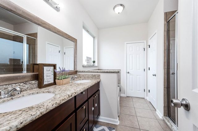 14925 Gray Ridge Lane, Houston, TX 77082