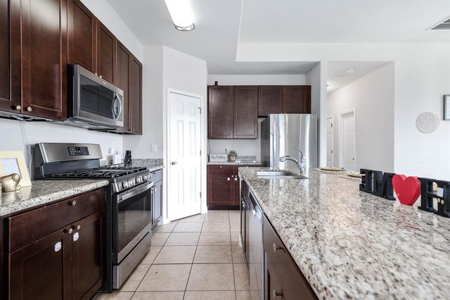 14925 Gray Ridge Lane, Houston, TX 77082