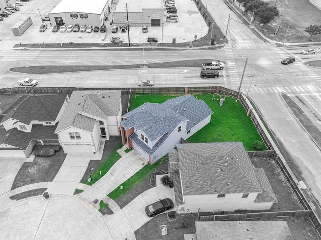 14925 Gray Ridge Lane, Houston, TX 77082