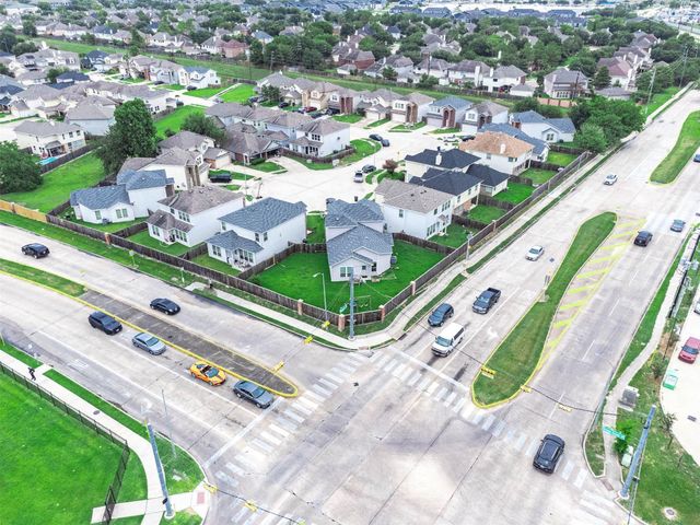 14925 Gray Ridge Lane, Houston, TX 77082