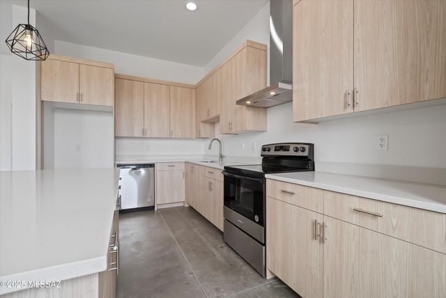 130 Avenida Ostion, Rio Rico, AZ 85648