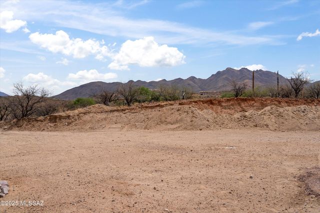 130 Avenida Ostion, Rio Rico, AZ 85648