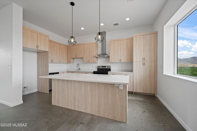 130 Avenida Ostion, Rio Rico, AZ 85648