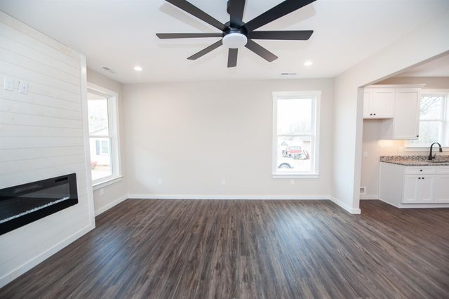 115 Walden Circle, Spartanburg, SC 29301