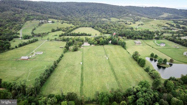 19606 RIDGESIDE RD, Bluemont, VA 20135