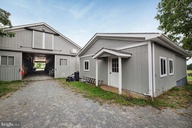 19606 RIDGESIDE RD, Bluemont, VA 20135