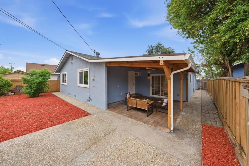 Image 23 of property listing at 1658 Tierra Buena Drive, San Jose, CA 95121