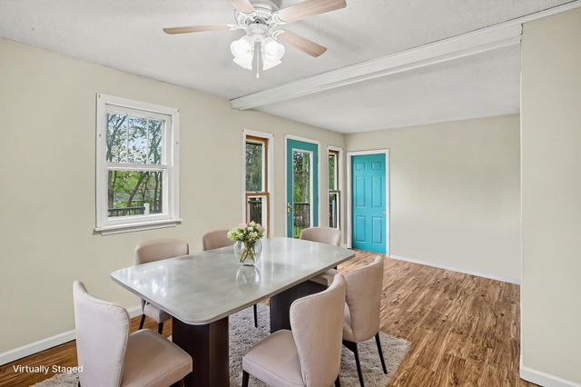 2042 Cottage Avenue E, Saint Paul, MN 55119
