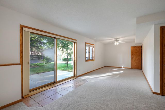 10632 Daisy Circle, Bloomington, MN 55438