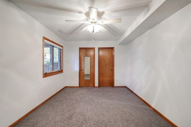 10632 Daisy Circle, Bloomington, MN 55438