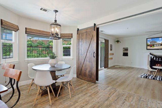 248 River Oaks Dr, Lodi, CA 95240