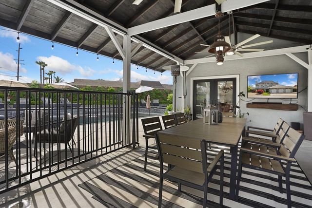 248 River Oaks Dr, Lodi, CA 95240