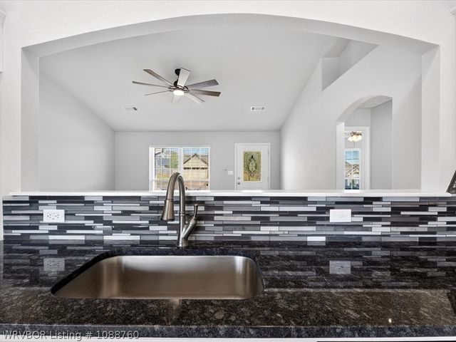 1179 Gracie Court, Greenwood, AR 72936