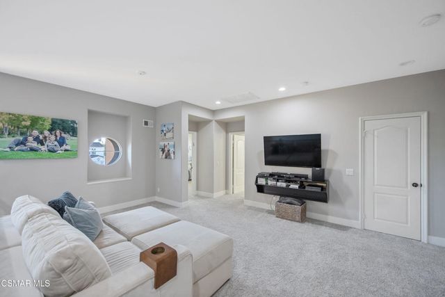 5007 Via Mesita, Newbury Park, CA 91320