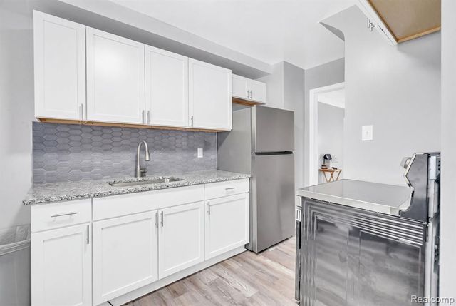 17215 and 17219 Sioux Street, Detroit, MI 48224