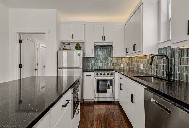 1530 County Road 3925, Wolfe City, TX 75449