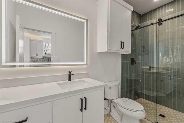 1530 County Road 3925, Wolfe City, TX 75449