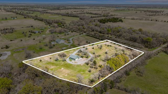 1530 County Road 3925, Wolfe City, TX 75449