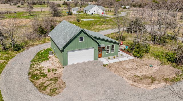 1530 County Road 3925, Wolfe City, TX 75449