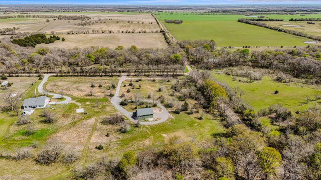 1530 County Road 3925, Wolfe City, TX 75449