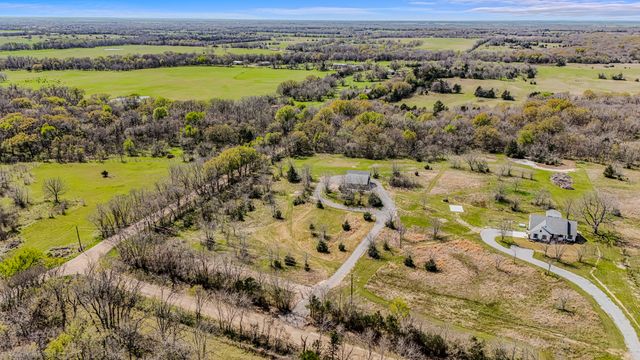 1530 County Road 3925, Wolfe City, TX 75449