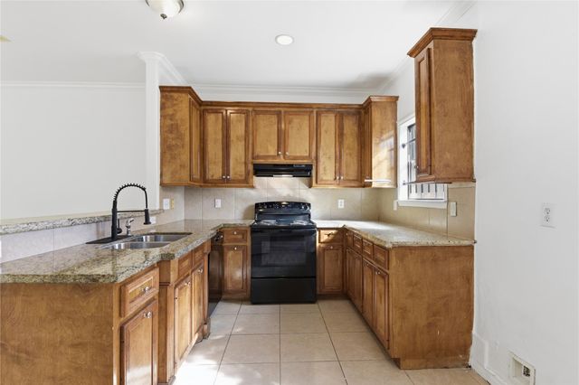 4306 Maggie Street B, Houston, TX 77051