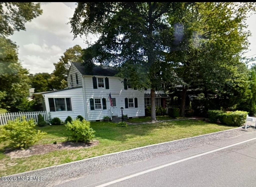 75 Clearwater Drive, Waretown, NJ 08758