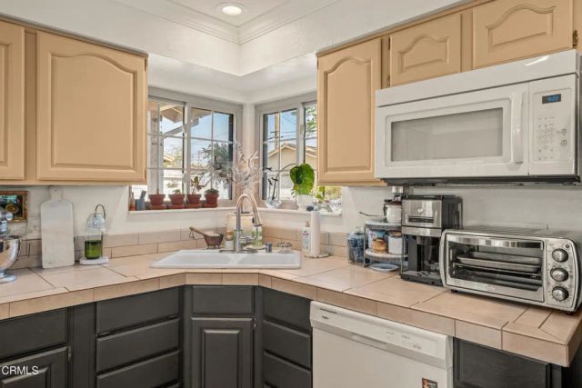 1130 Mesa Verde Avenue East, San Bernardino, CA 92404