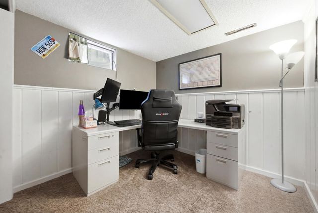 1223 16th Street N, Moorhead, MN 56560