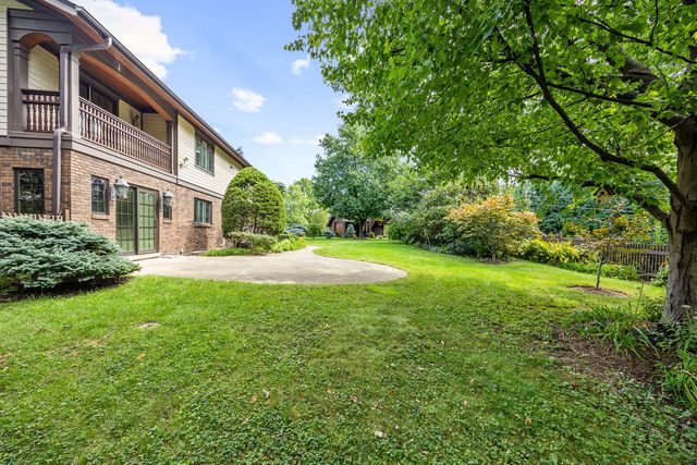 6342 Martin Drive, Willowbrook, IL 60527