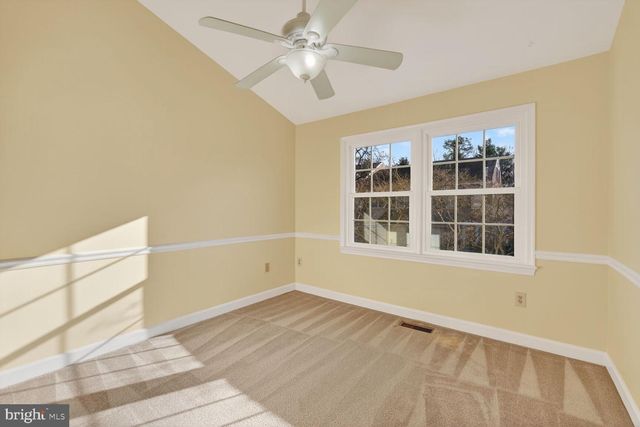 5880 WOODFIELD ESTATES DR, Alexandria, VA 22310