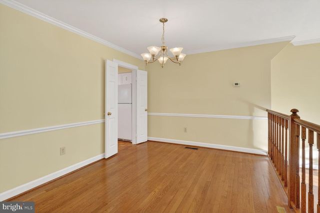 5880 WOODFIELD ESTATES DR, Alexandria, VA 22310