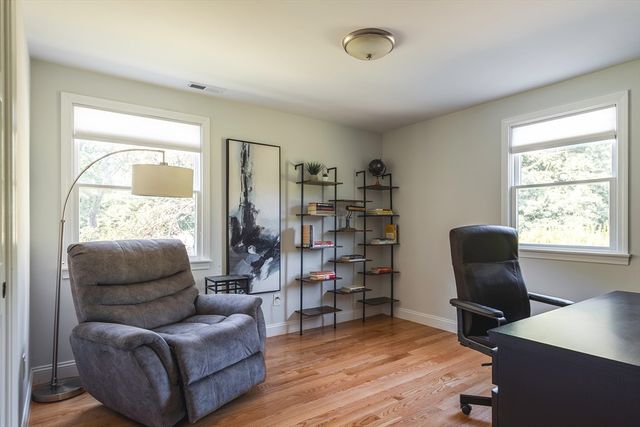 22 Sagamore Rd, Ipswich, MA 01938